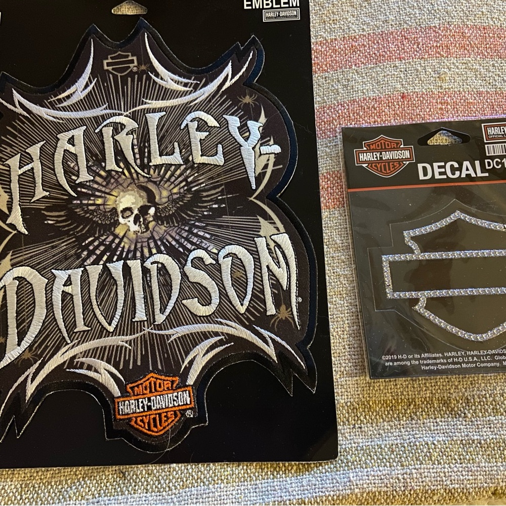 Harley Davidson emblem & decal